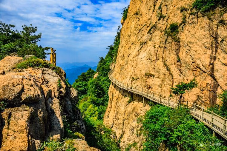 Canh sac than tien tren nui Lao Quan-Hinh-28