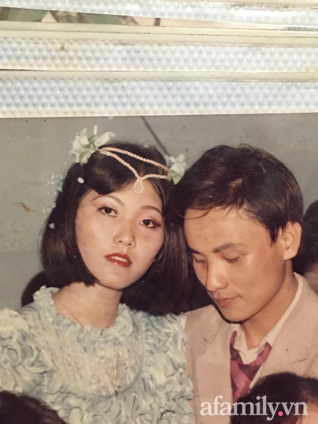 Anh cuoi cach day 33 nam cua nguoi dan ong dep nhu tai tu gay sot-Hinh-5