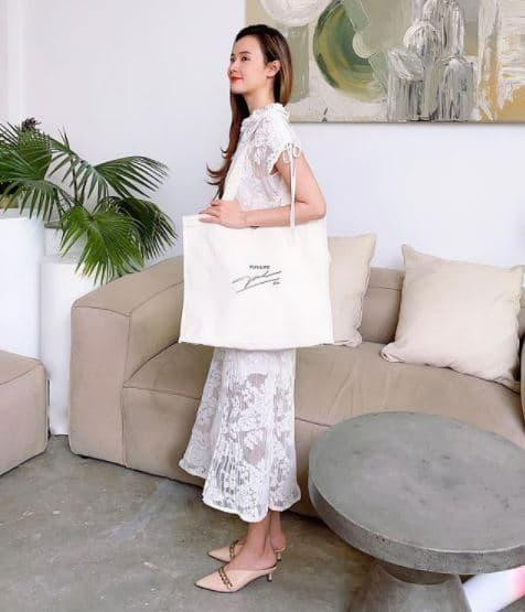 Midu va Thuy Vi phan ung gi khi Phan Thanh to chuc dam cuoi-Hinh-3