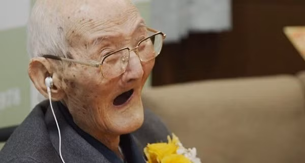 6 thoi quen chung vao buoi sang cua nhung nguoi song lau tram tuoi