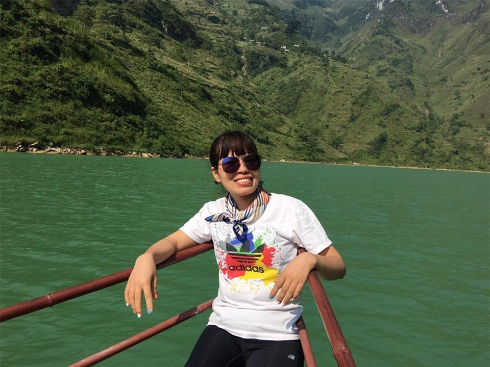  Khi chưa có Công trình thủy điện Nho Quế, vực hẻm này khá sâu và ít được khám phá bởi cảm giác nguy hiểm khi đến gần. Tuy nhiên gần đây, du lịch Hẻm Tu Sản đang nổi lên như một hoạt động du lịch sông nước lý thú trên vùng Cao nguyên đá Hà Giang./. 