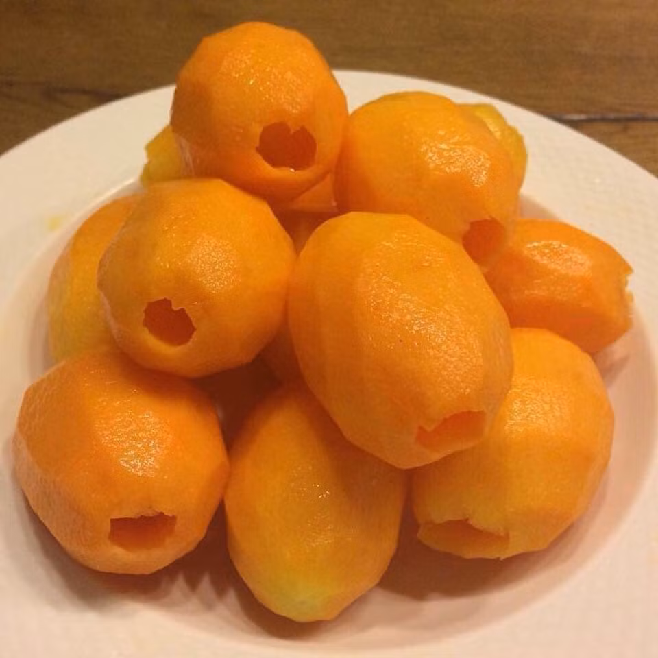 Thanh tra Thai gia re bat ngo, hoa ra hang nha thanh tra mien Tay-Hinh-4