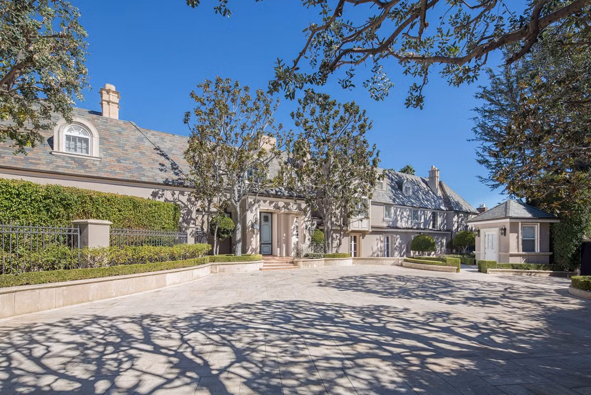 Ben trong biet thu hon 29 trieu USD cua con gai ty phu Anh-Hinh-2