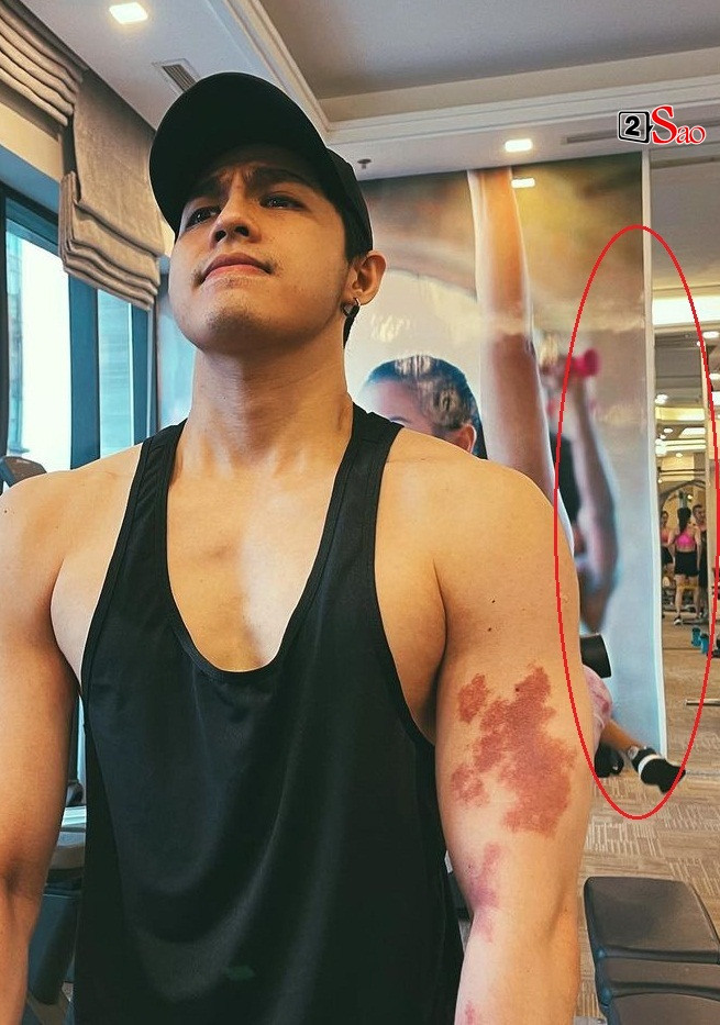 Noo Phuoc Thinh khoe body nhung bi cac thanh soi phat hien diem la-Hinh-3