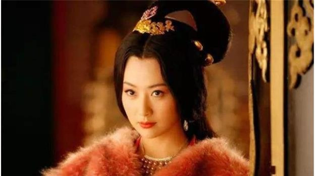 Một trong thập đại mỹ nhân Trung Quốc vì nụ cười mà diệt vong triều đại Mot trong thap dai my nhan Trung Quoc vi nu cuoi ma diet vong trieu dai