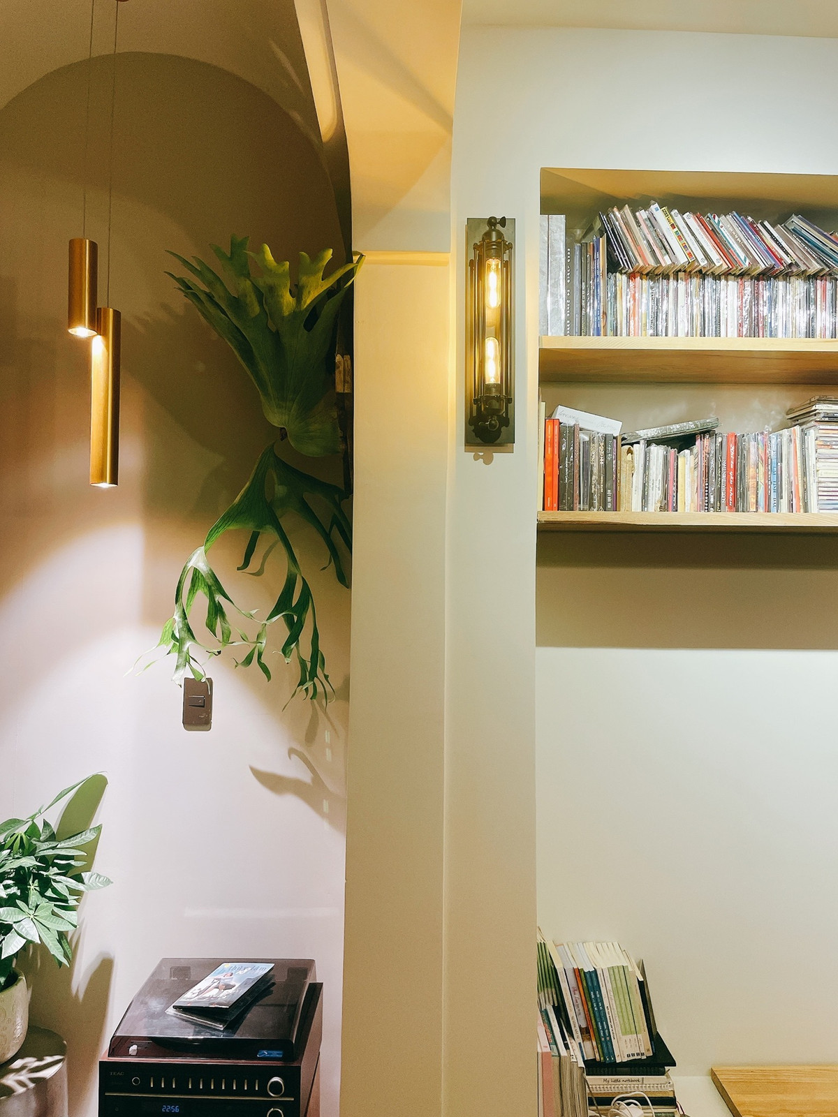 Can ho 63,5m2 tran day anh sang va ngap cay xanh-Hinh-16