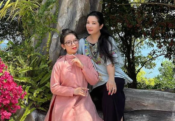 Che Phong van danh su quan tam cho con gai rieng cua vo cu-Hinh-3