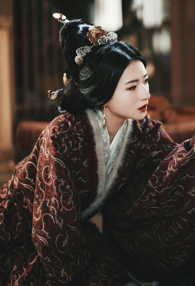 Nu nhan hiem hoi uyen bac cua Trung Hoa co dai-Hinh-6