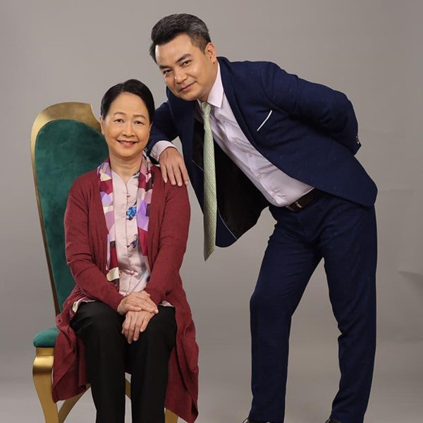 Doi tu ve ong bo quyen luc cua Manh Truong trong 