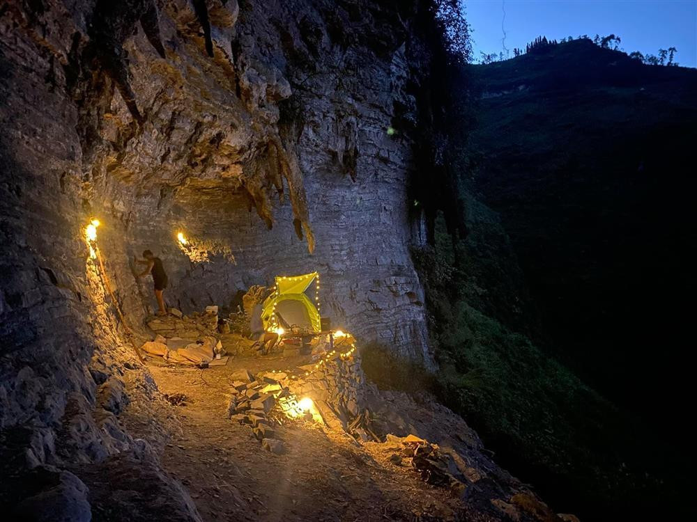 Diem cam trai hot nhat Ha Giang: Khong wifi, canh quan tuyet my-Hinh-9