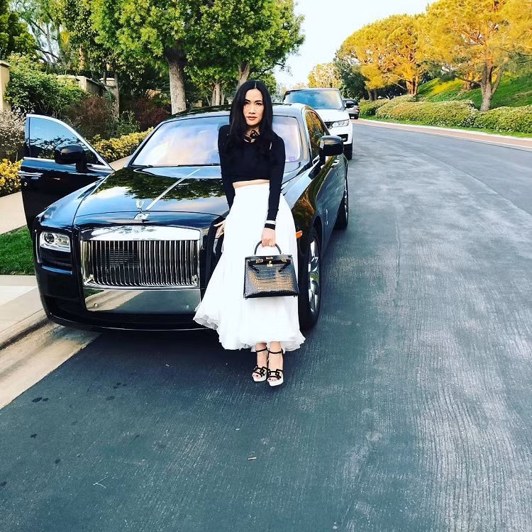 Lấy tỷ phú Mỹ, người phụ nữ Việt sở hữu cung điện 800 tỷ và khối tài sản “kếch xù” - 9