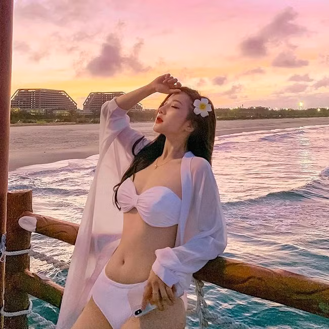 Hot girl Tuyên Quang còn được mệnh danh là "fan nữ xinh đẹp".