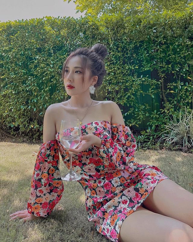 Cô muốn hướng mình theo con đường kinh doanh nên cố gắng trau dồi kiến thức, kinh nghiệm về lĩnh vực này.