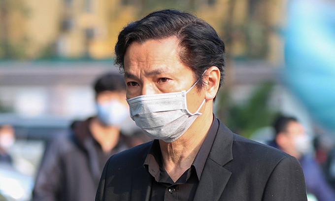 Chuyen Hoang Dung tung bi “kien” khi doi vai long tieng cho Trung Anh-Hinh-3