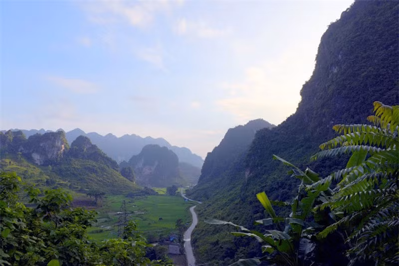 Từ đó, địa điểm mà con ngựa của Nùng Trí Cao gục ngã được gọi là Mã Phục (ngựa nằm, quỳ). Ảnh: Thanh Sơn HP.