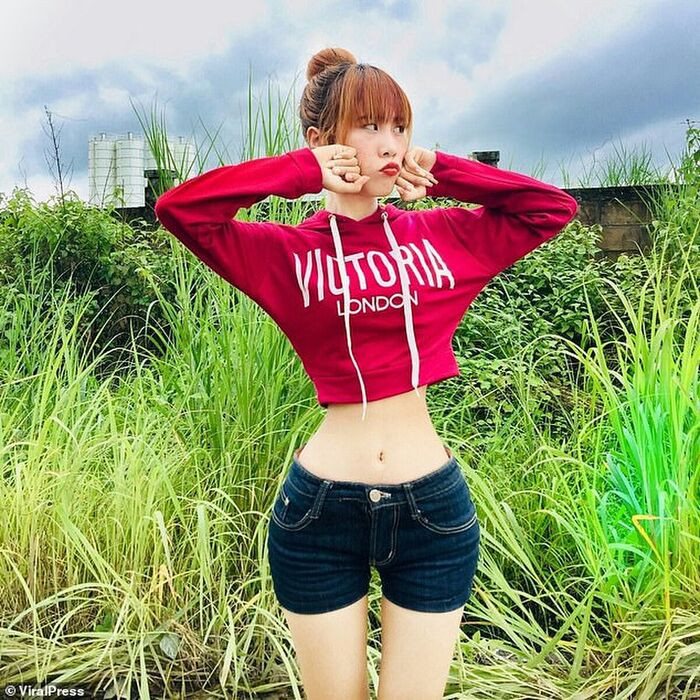 Co gai khien cu dan mang kinh ngac vi vong eo nho nhat the gioi-Hinh-3