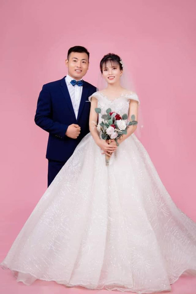 Dịch Covid, đám cưới ở Nghệ An rước dâu vỏn vẹn chỉ 6 người - Hình 3 Dich Covid, dam cuoi o Nghe An ruoc dau von ven chi 6 nguoi-Hinh-3