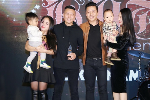 Tuan Hung nhac nho vo Tu Dua cach quan chong-Hinh-5