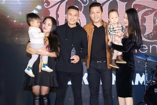 Tuan Hung nhac nho vo Tu Dua cach quan chong-Hinh-5