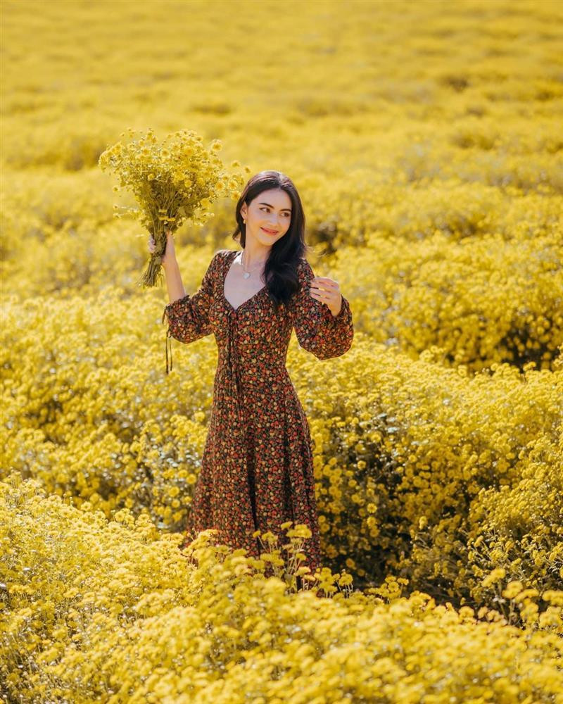 4 kieu vay mua he duoc my nhan Thai dien xinh ngat ngay-Hinh-2