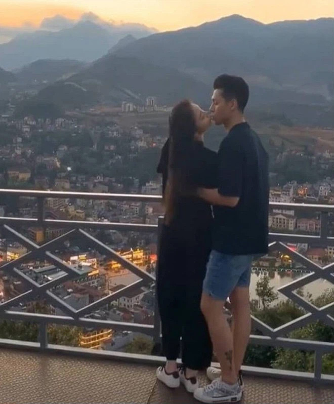 Thieu gia Viet kieu bi ban gai cu boc phot song ao-Hinh-2