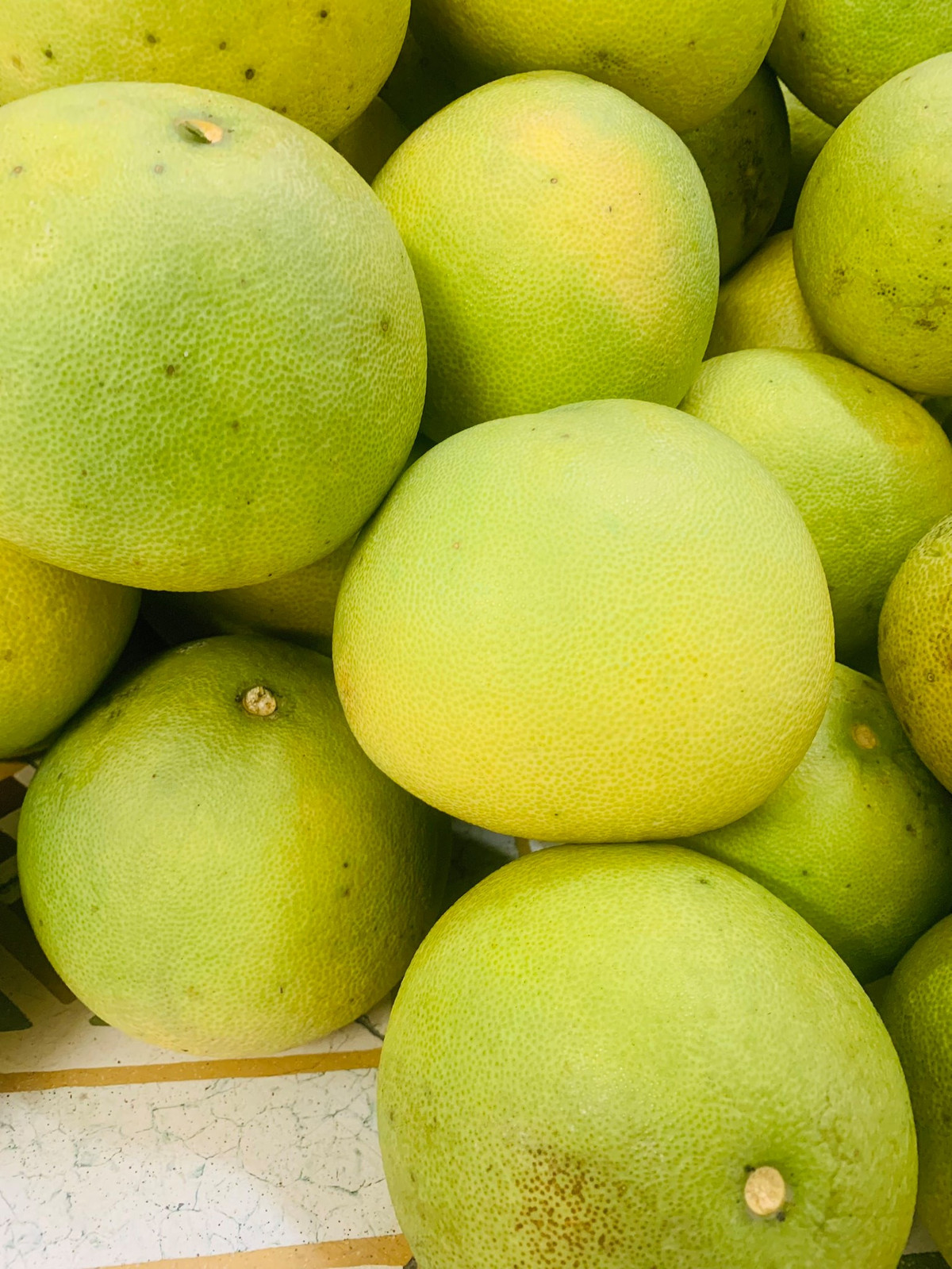 Buoi Doan Hung duoc ban voi gia 9.000 dong/qua-Hinh-8