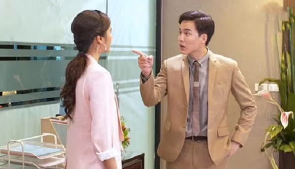 Chồng tức tối họp gia đình đòi ly hôn vì vợ láo Chong tuc toi hop gia dinh doi ly hon vi vo lao