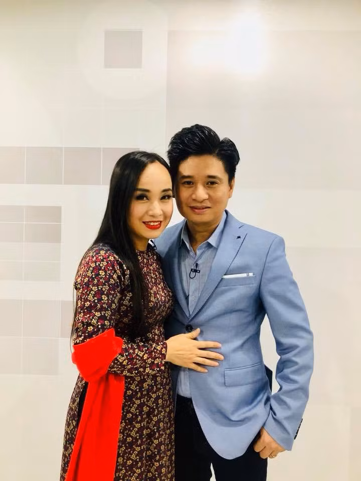 Hon nhan 17 nam ngot ngao nhu ngay dau cua Tan Minh - Thu Huyen-Hinh-2