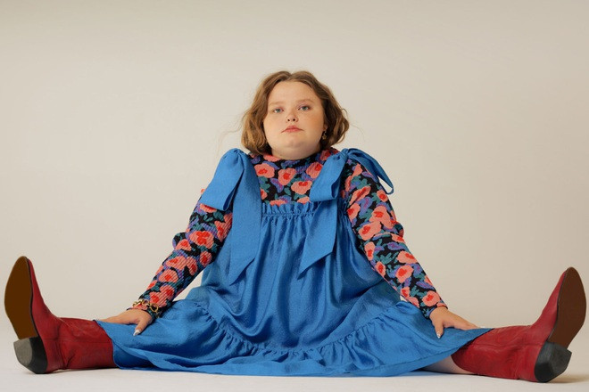 Hoa hau nhi mot thoi bi miet thi vi ve ngoai qua thay doi-Hinh-6