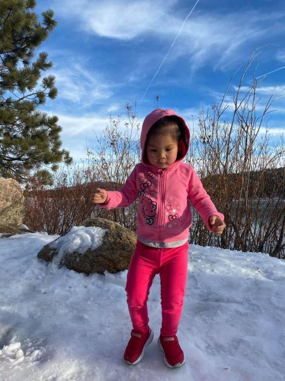 Thanh Thao bi nhac nho vi cho con mac do mong manh nghich tuyet-Hinh-7