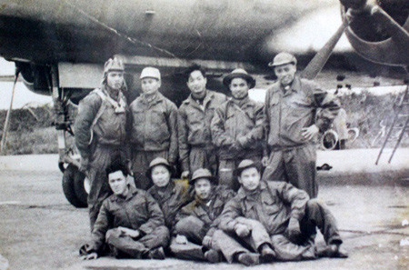 Chiến dịch Mậu Thân 1968 và tổ bay cảm tử Chien dich Mau Than 1968 va to bay cam tu