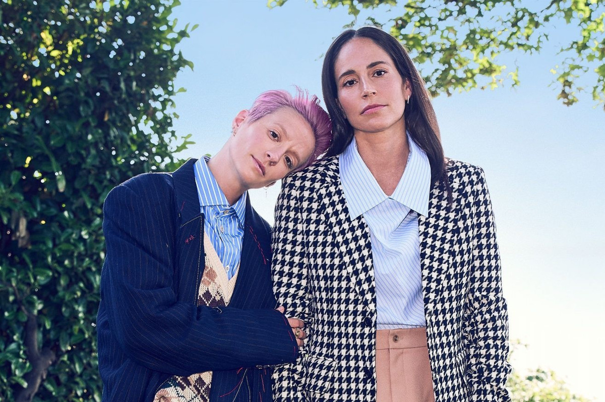 Năm 2017, lần đầu tiên trong sự nghiệp của mình, Sue công khai giới tính của mình với công chúng. Đồng thời, cô xác nhận rằng mình và Megan, người công khai là đồng tính nữ từ năm 2012, đang hẹn hò. “Tôi đồng tính và Megan là bạn gái của tôi. Tôi không giữ bí mật những chuyện này với gia đình và bạn bè”, cô chia sẻ với ESPNW. Ảnh: Beau Grealy.