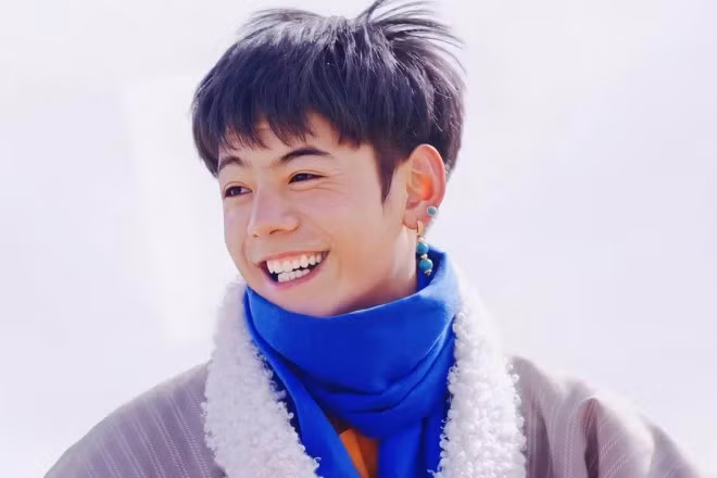 Chang chan bo noi tieng voi nu cuoi toa nang-Hinh-6