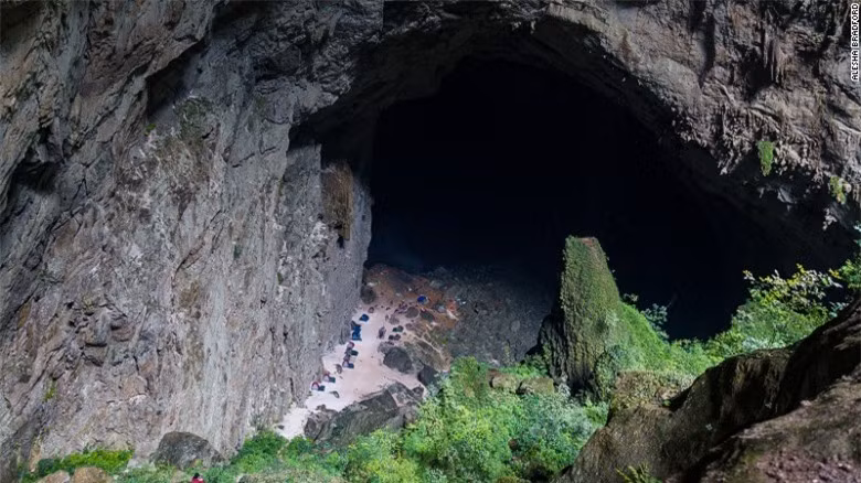 Điểm cắm trại "Vườn Edam" ở hang Sơn Đoòng.