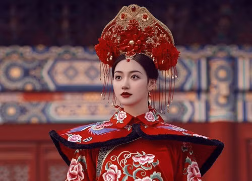 Chieu tuyen pho ma cuc di cua cach cach nha Thanh