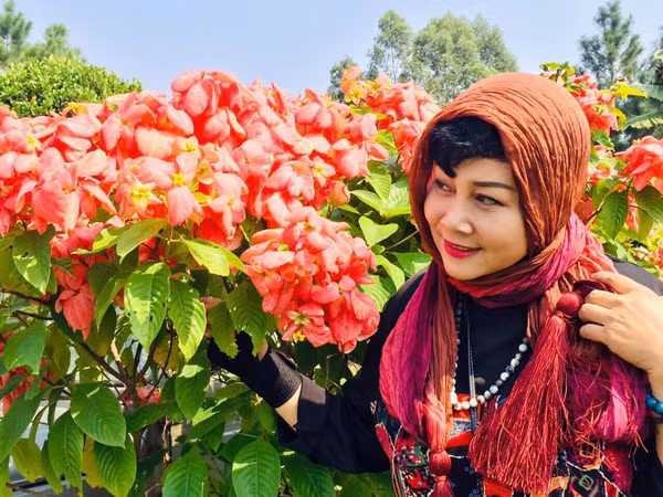 NSND Minh Hang: Tai hoa hiem gap nhung duong chong con lai khong may man-Hinh-4