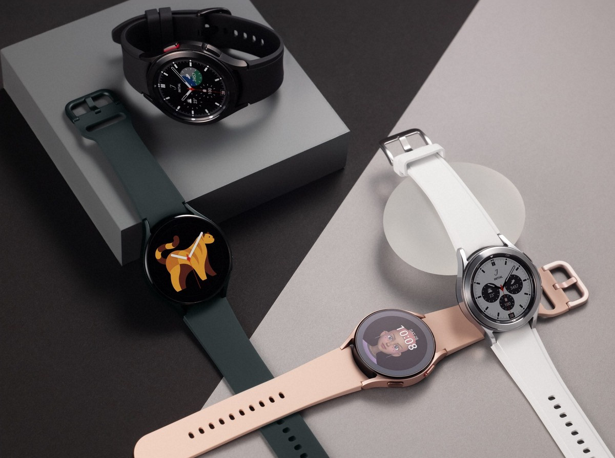 Galaxy Watch4 Series sẽ chính thức lên kệ tại một số quốc gia từ ngày 27/8. Giá khởi điểm của hai sản phẩm này lần lượt là 249 USD và 349 USD. Ảnh: Samsung.