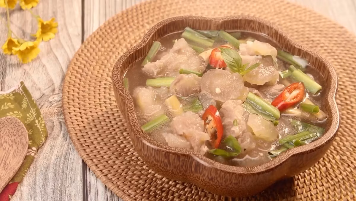 Bo phan cua bo gia chi bang 1/2 thit, menh danh 