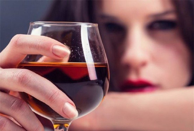 4 việc làm trước khi ngủ phá hủy gan cực nhanh ảnh 2