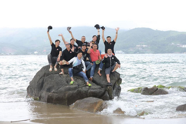 MC Lai Van Sam tuoi 64: Doi chau muoi giup ba con vung que ngheo-Hinh-3