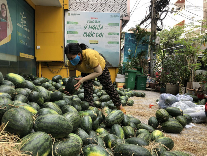 Sat Tet, dua hau giai cuu xuong duong-Hinh-3