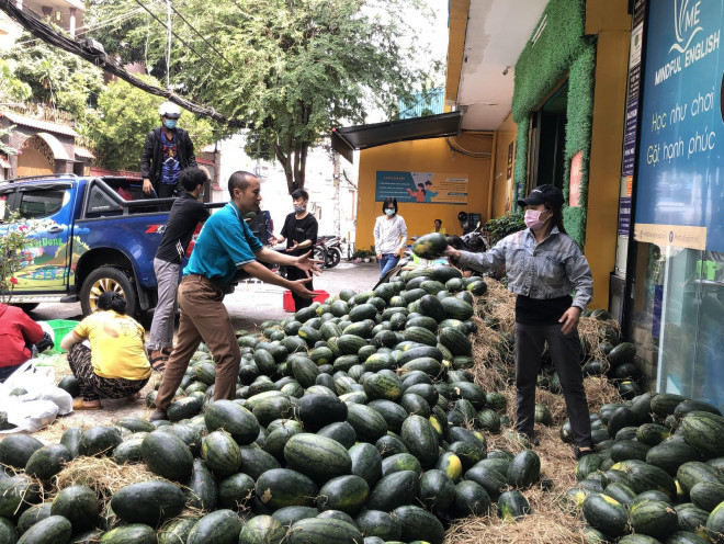 Sat Tet, dua hau giai cuu xuong duong-Hinh-2