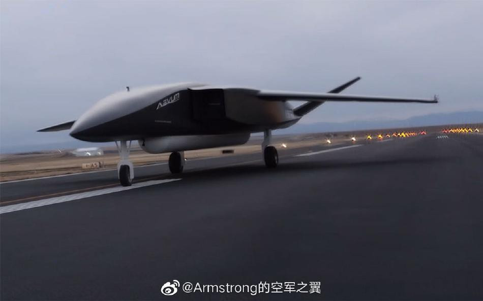 Khác biệt của Ravn X đó là chiếc máy bay không người lái không nhả tên lửa ra ở độ cao lớn và để tên lửa làm nốt phần việc còn lại như phương pháp của Northrop Grumman hay Virgin Orbit. Thay vào đó, tên lửa 2 tầng gắn dưới bụng máy bay có chức năng tăng tốc, đưa chiếc máy bay vượt bầu khí quyển Trái Đất.