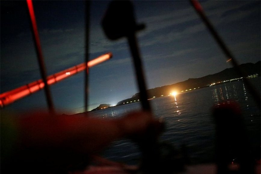 Độc đáo nghề đánh cá bằng lửa ảnh 7