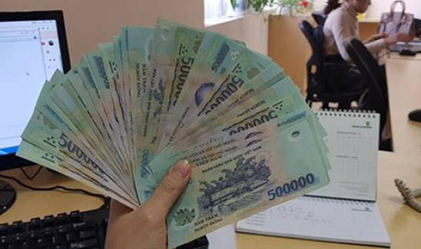 Ha Noi thuong Tet cao nhat 400 trieu dong/nguoi