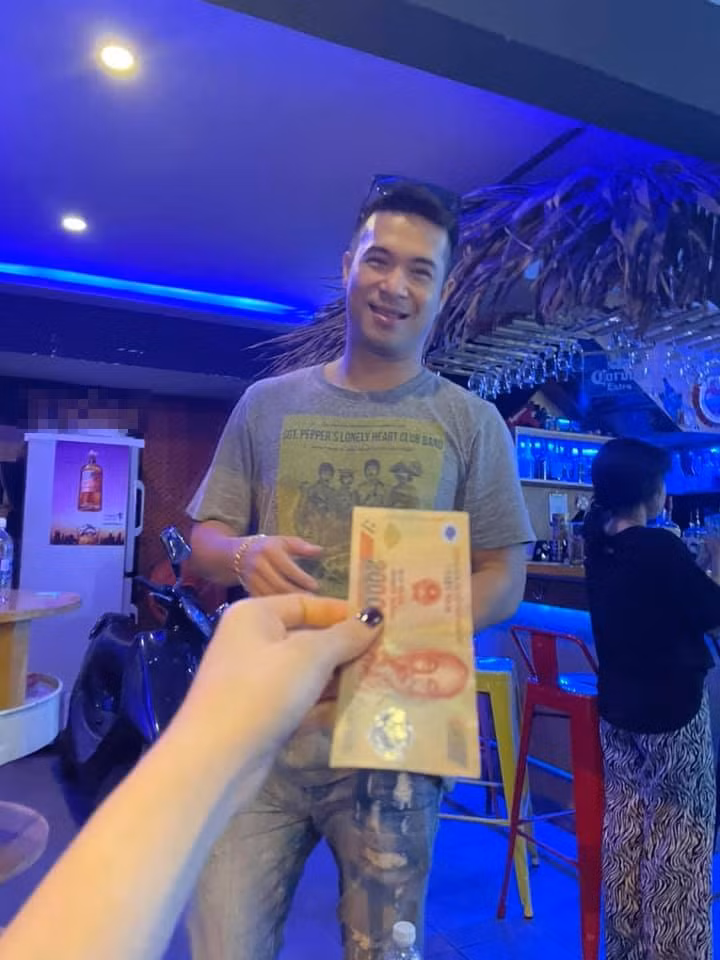 Dang anh Truong The Vinh, Thuy Ngan lo dau vet hen ho-Hinh-2