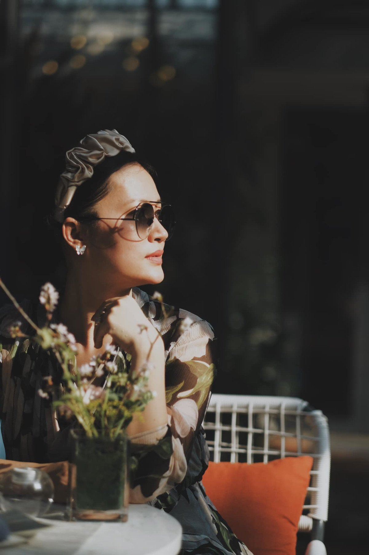 Ở tuổi cận kề 40 và đã qua 3 lần sinh nở nhưng Đỗ Hải Yến vẫn giữ được vẻ đẹp thanh thoát. Cách lựa chọn trang phục và phụ kiện của nữ diễn viên luôn được khen ngợi trong mọi hoàn cảnh.