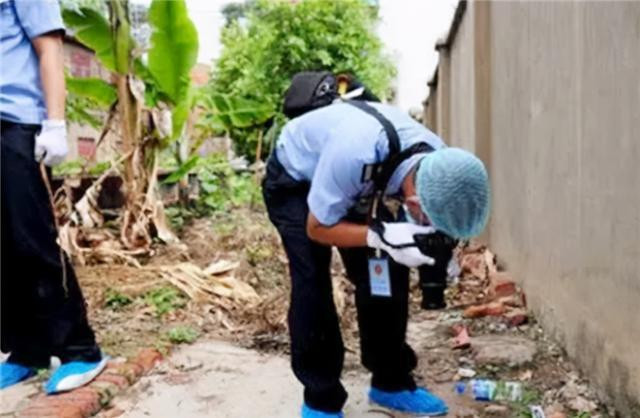 Con trai mat tich, bo me sua be phot moi phat hien bi mat kinh hai-Hinh-2