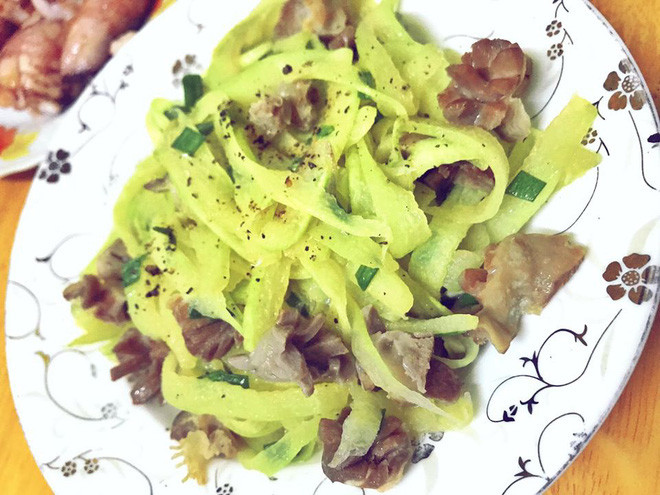 Sieu thi Nhat Ban ban mot mon tuong nhu bo di o Viet Nam-Hinh-4