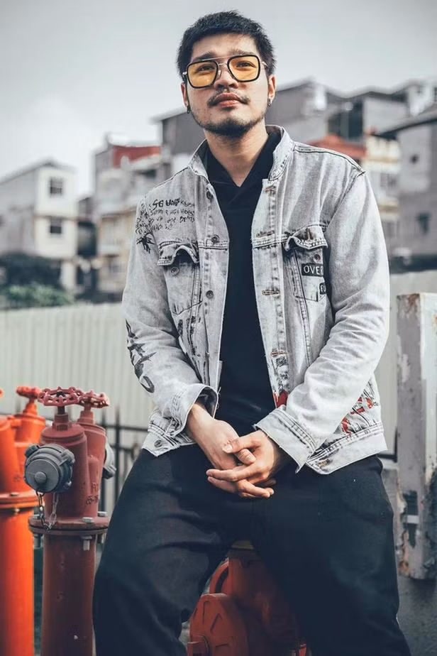 Bat ngo voi cuoc song doi thuc cua 